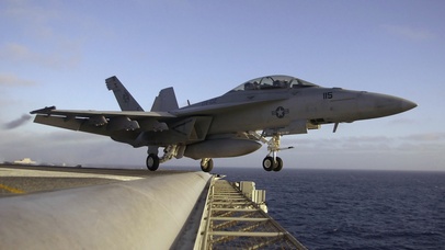 军事天地舰载机f14十一月六日