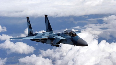 战争暴力飞机大炮战斗军事天地