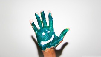 点击鼠标右键即可保存